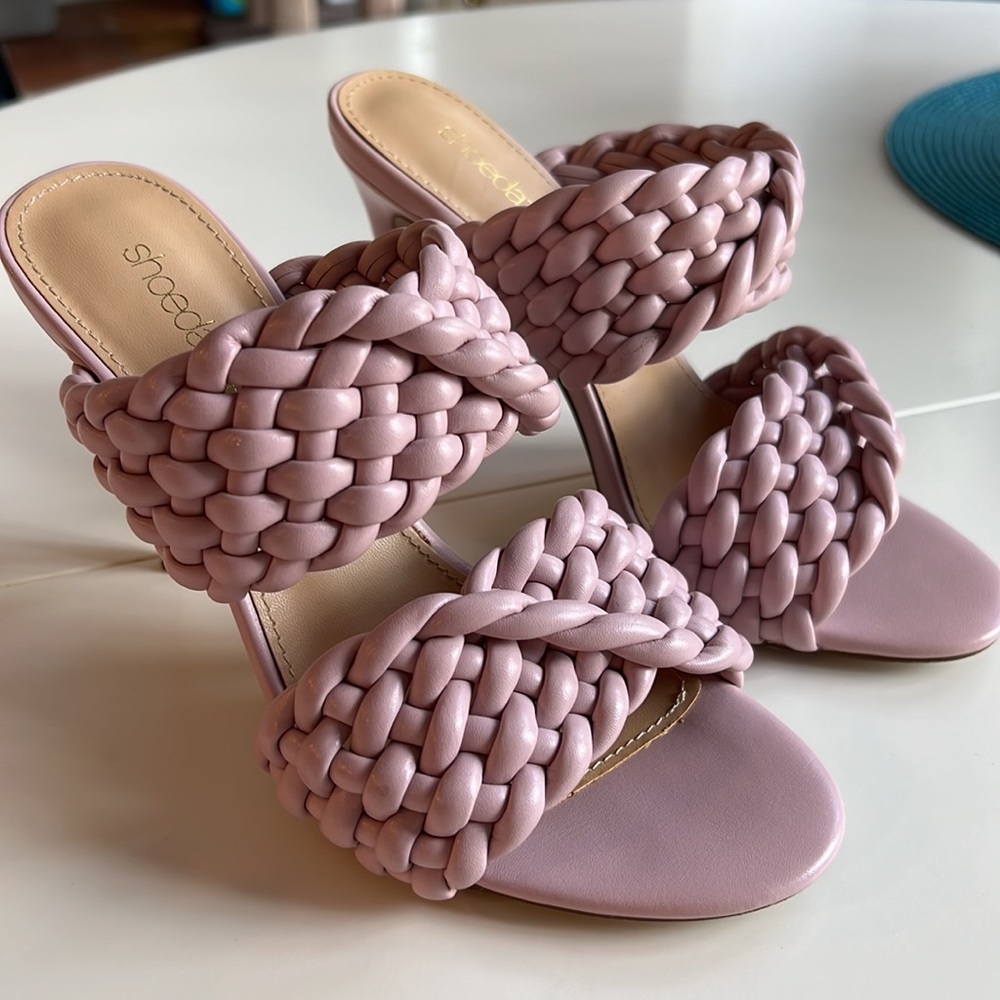 Shoe Dazzle sandals, pale pink, size 6,5